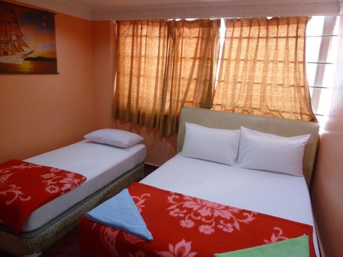 Batu Caves New Wave Hotel Sdn Bhd - Medan מראה חיצוני תמונה